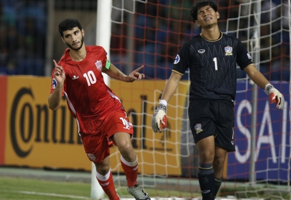 U19 Thái Lan thua cả 3 trận ở vòng bảng giải châu Á - 2 ... nhưng sự kém cỏi của thủ thành Nareechan khiến Thái Lan nhận 3 bàn thua