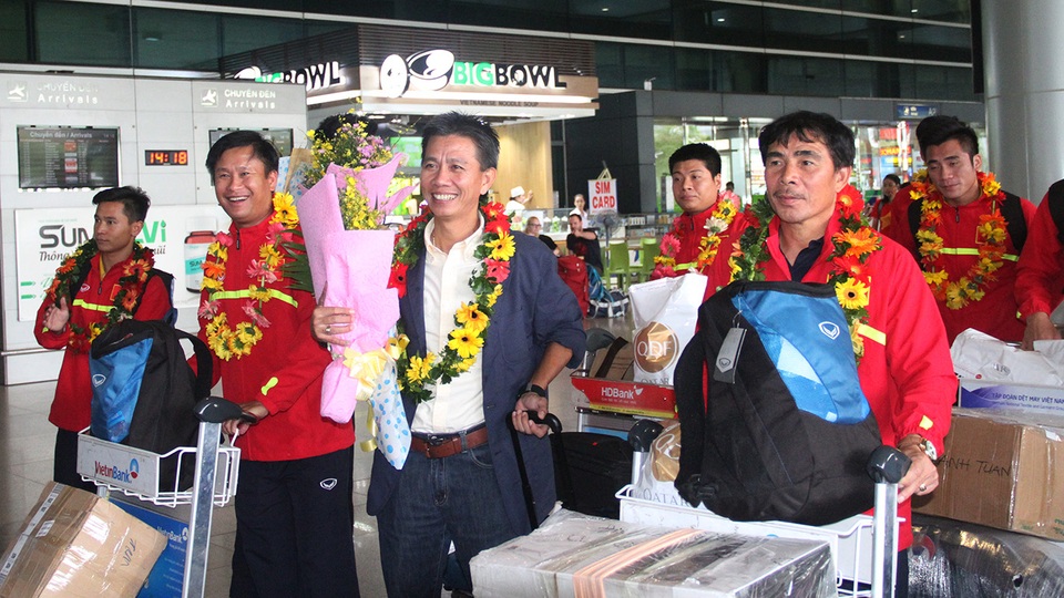 Sau thành công của đội U19 Việt Nam là rất nhiều công việc cần giải quyết của cả nền bóng đá (ảnh: Trọng Vũ)