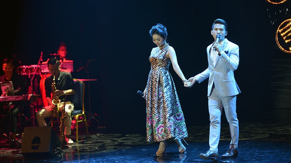 Quốc Thiên là nam ca sĩ khách mời trong liveshow Duyên phận của Lệ Quyên.