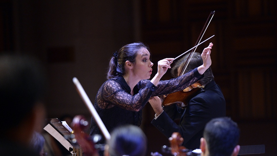 Nhạc trưởng Zoe Zeniodi