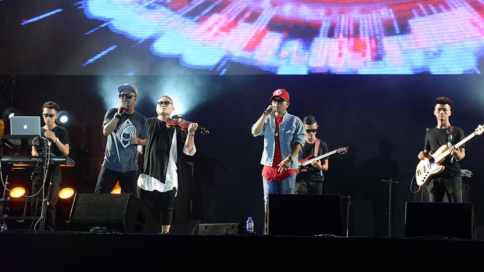 Diva Mỹ Linh chinh phục khán giả với những bản hit đình đám - 12