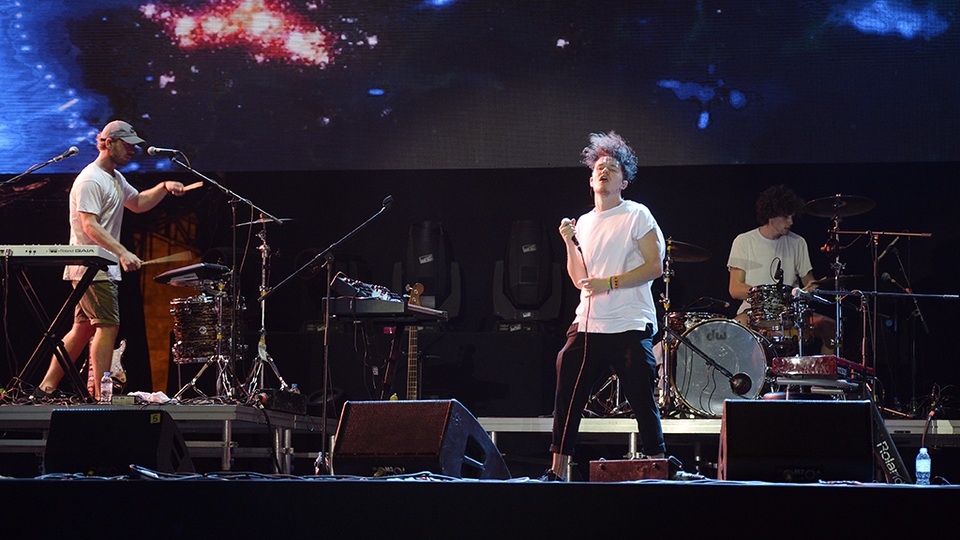 Xem lại màn trình diễn “hút hồn fan” của Saveus - 5