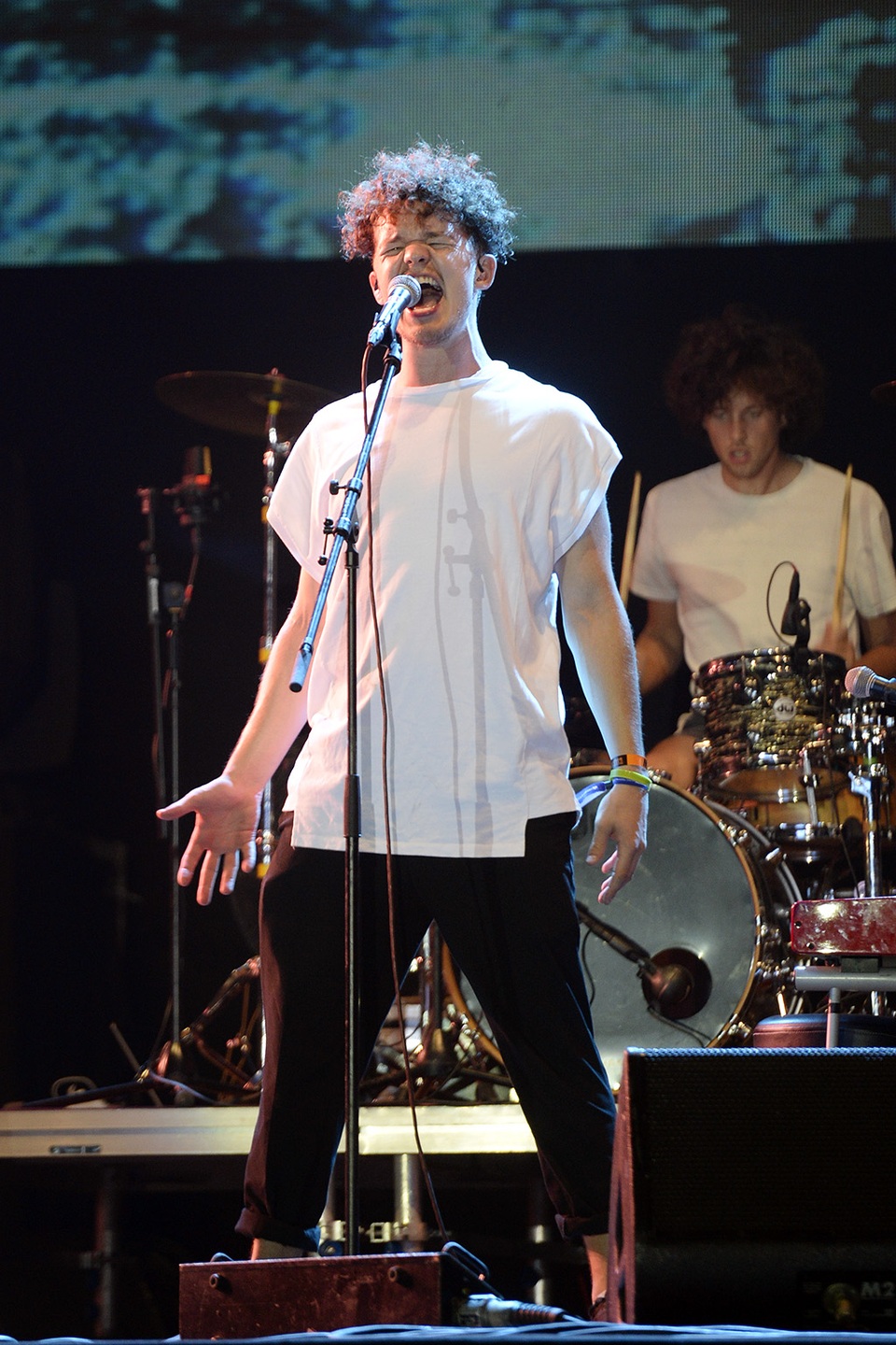 Diva Mỹ Linh chinh phục khán giả với những bản hit đình đám - 4