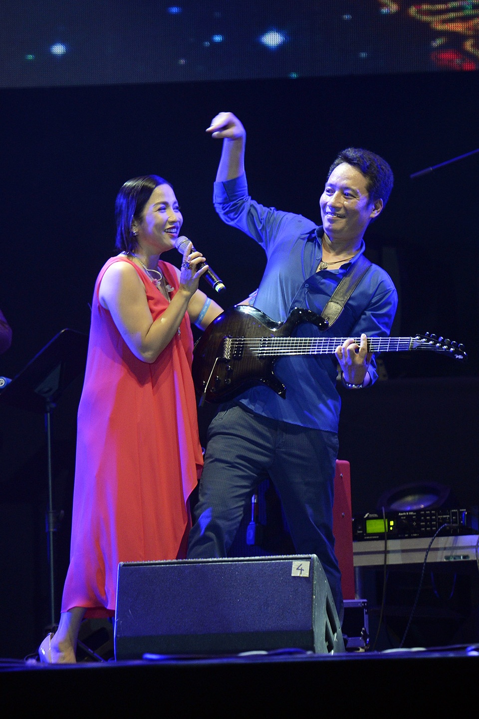 Diva Mỹ Linh chinh phục khán giả với những bản hit đình đám - 10