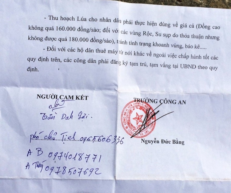 
Bản cam kết “việc sử dụng máy gặt” do chính công an xã đề bạt.
