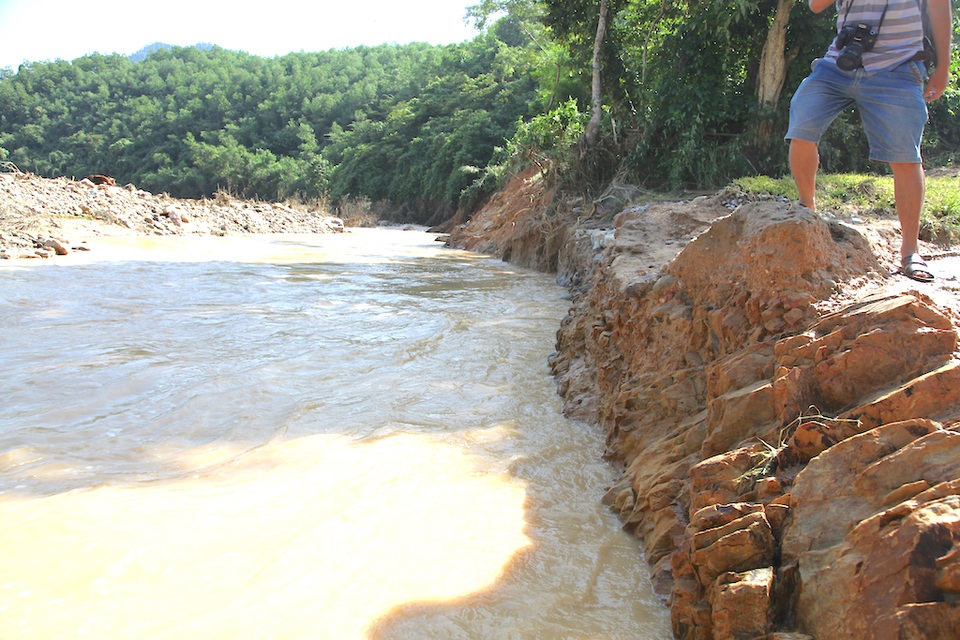 Ngổn ngang, tan hoang sau lũ quét - 12 Ngổn ngang, tan hoang sau lũ quét - 12