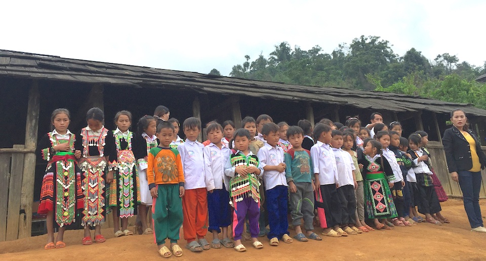 Khởi công xây dựng điểm trường Pà Khốm - 3 Điểm trường Pà Khốm có 60 học sinh từ lớp 1 đến lớp 5.