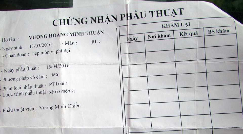 Giấy chứng nhận phẫu thuật hẹp môn vị phì đại của cháu Vương Hoàng Minh Thuận con chị Hoa.