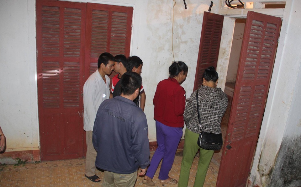 Vợ dùng dao thái rau đâm chết chồng - 1 Khu vực thi thể anh T. được giữ tại nhà đại thể của bệnh viện.