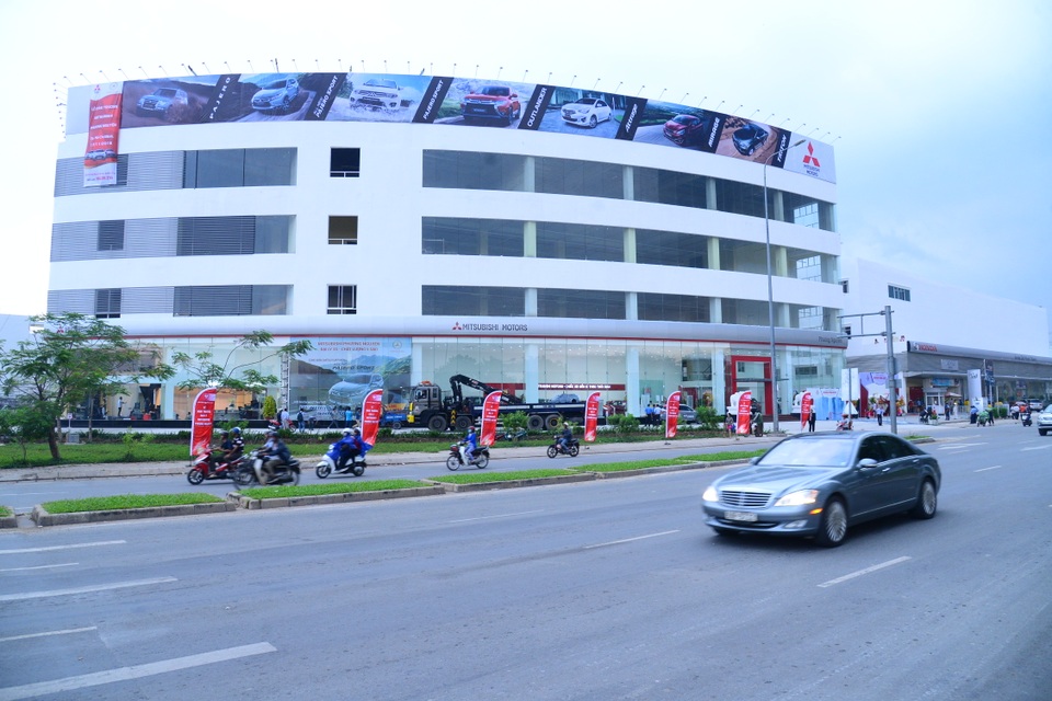 Mitsubishi Phương Nguyên khai trương tại TP. Hồ Chí Minh - 1