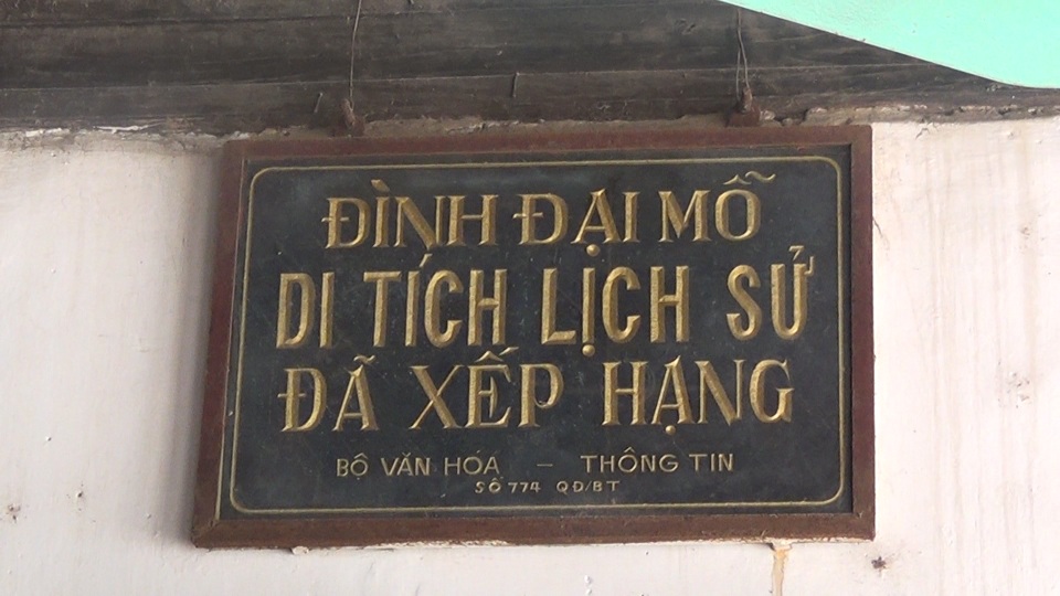 Hà Nội: "Xén" cả di tích quốc gia dựng nhà tầng, vì sao chưa xử lý dứt điểm? - 1 Đình Đại Mỗ đã được xếp hạng Di tích Lịch sử quốc gia từ năm 1993.