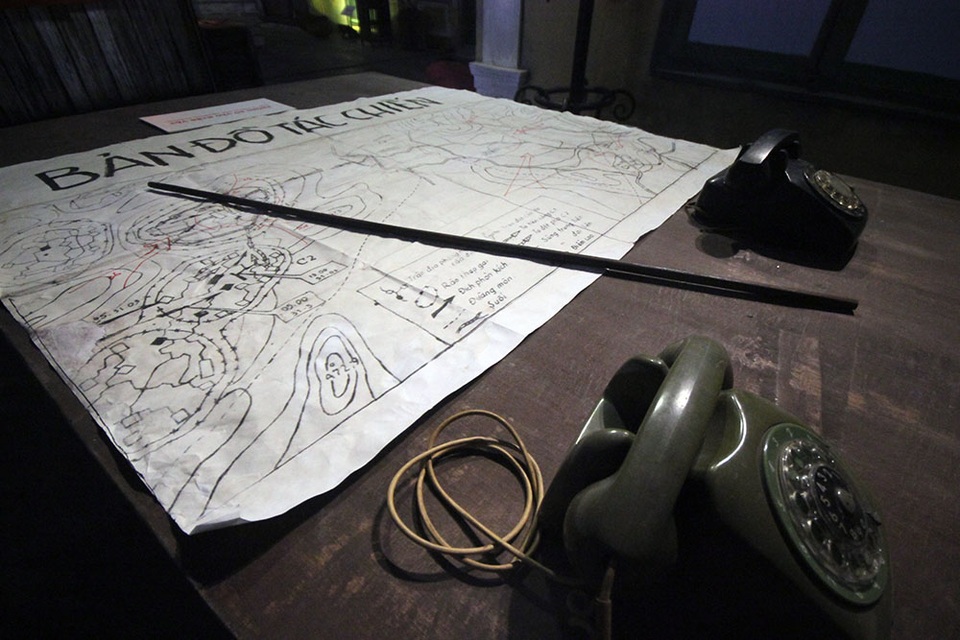 Trưa ngày 19/12/1946, Thường vụ Trung ương Đảng điện cho các Khu và Tỉnh ủy: Giặc Pháp đã hạ tối hậu thư đòi tước khí giới của quân đội, tự vệ, công an ta. Chính phủ đã bác bỏ tối hậu thư ấy. Như vậy chỉ trong vòng 24 giờ là cùng, chắc chắn giặc Pháp sẽ nổ súng. Chỉ thị của Trung ương: “Tất cả hãy sẵn sàng”.