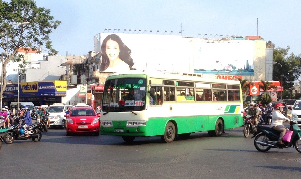 Nhiều sai phạm nghiêm trọng trong việc nhận trợ giá xe buýt - 1 Hoạt động trợ giá xe buýt tại TPHCM để xảy ra nhiều sai phạm (ảnh minh họa)