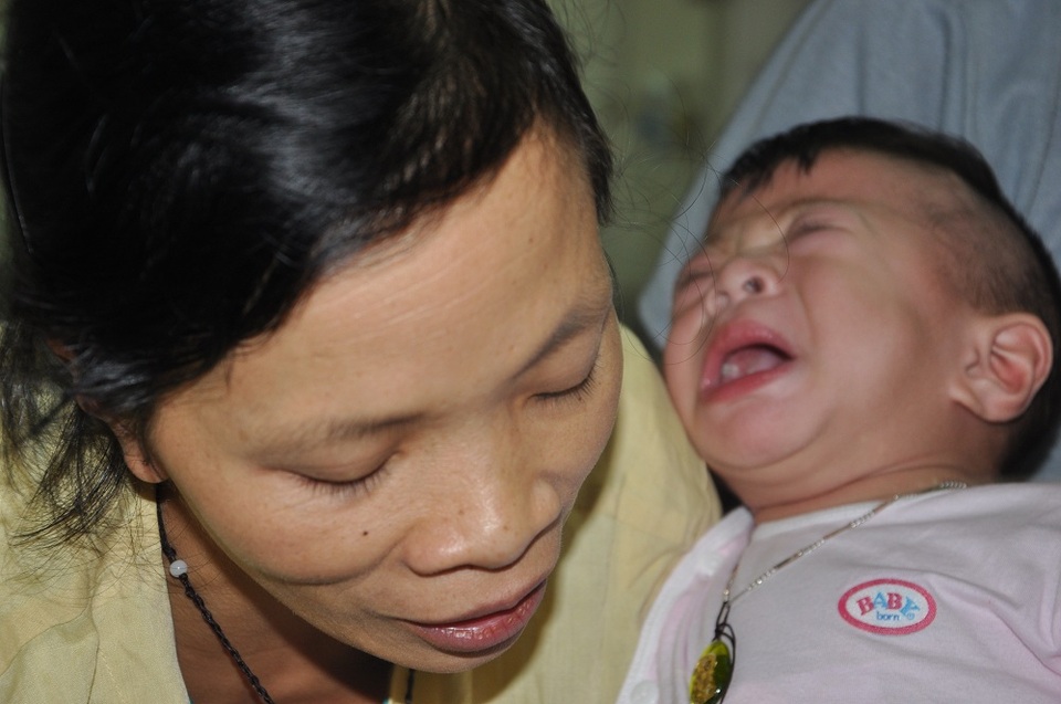 36 tuổi hạnh phúc đến với chị muộn mằn với bé Hải là con đầu. Không lẽ cuộc đời đến đây là chấm dứt với người phụ nữ đáng thương này.