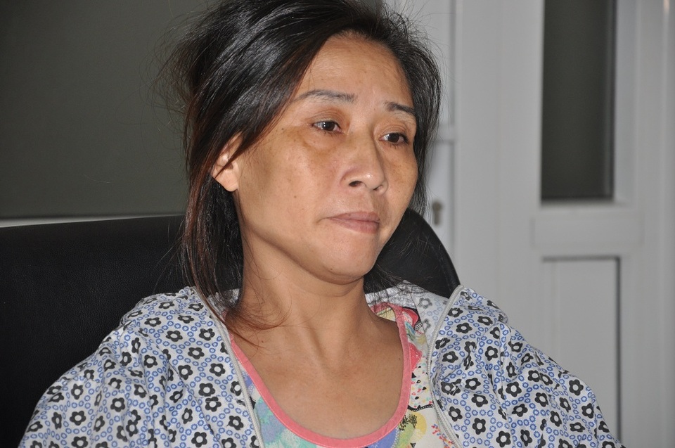 Khao khát được sống để nuôi con nhưng không có tiền nên chị đành về nhà.