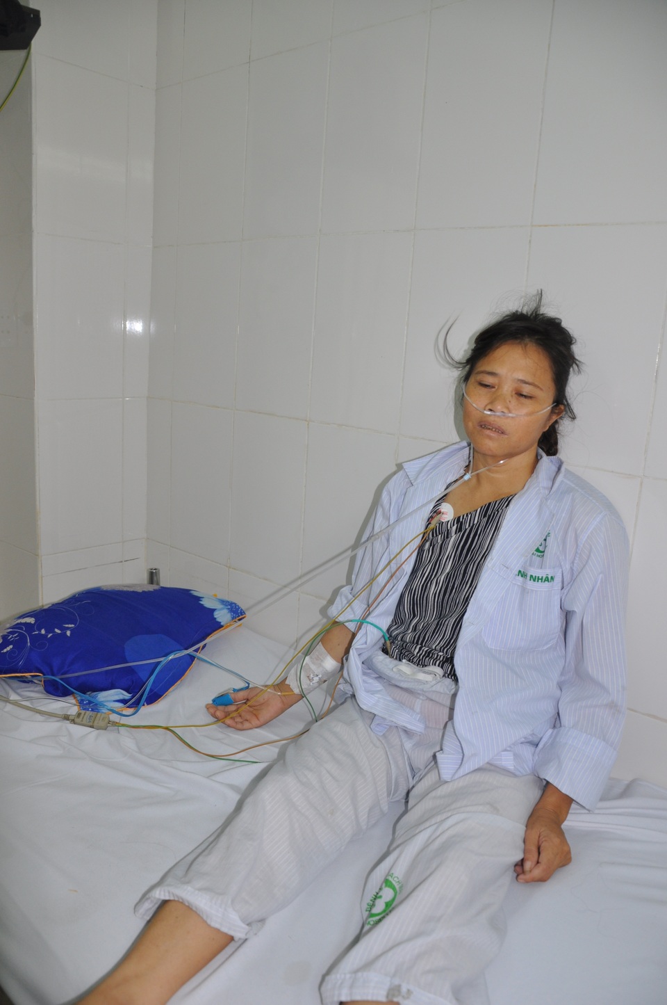 Bác sĩ cho biết trong tim chị còn có cục sùi, đó là ổ nhiễm trùng nguy hiểm cho tính mạng của chị.