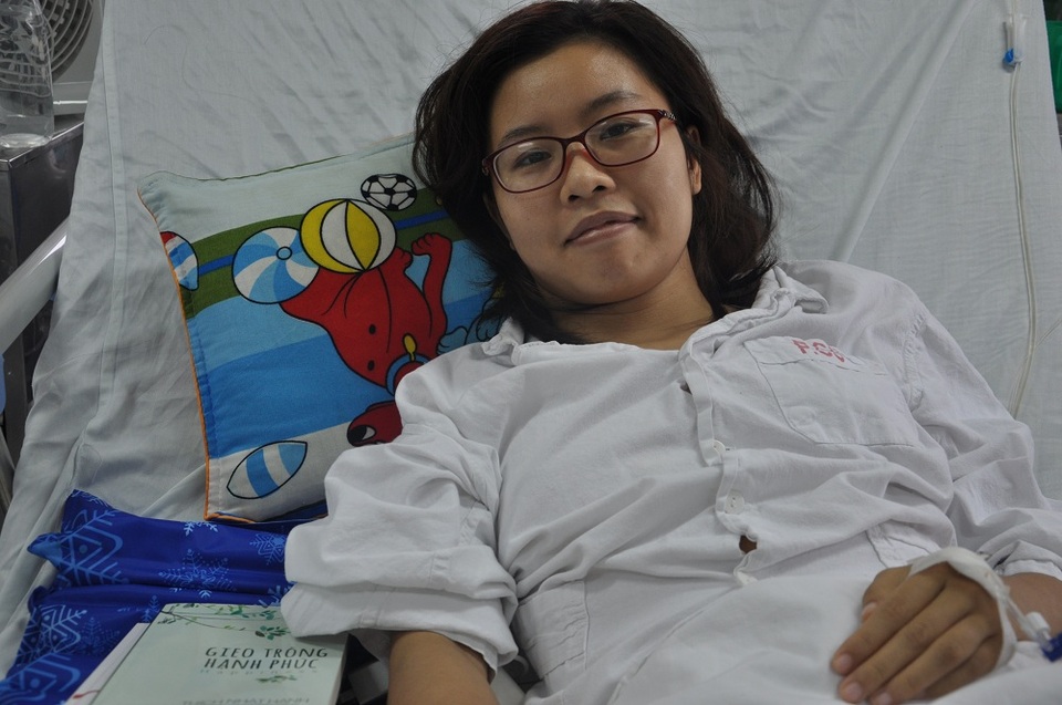 Là 1 bác sĩ đang thực tập tại bệnh viện tỉnh, ước mơ của em vẫn là được chữa bệnh cho mọi người dù phải ngồi xe lăn.