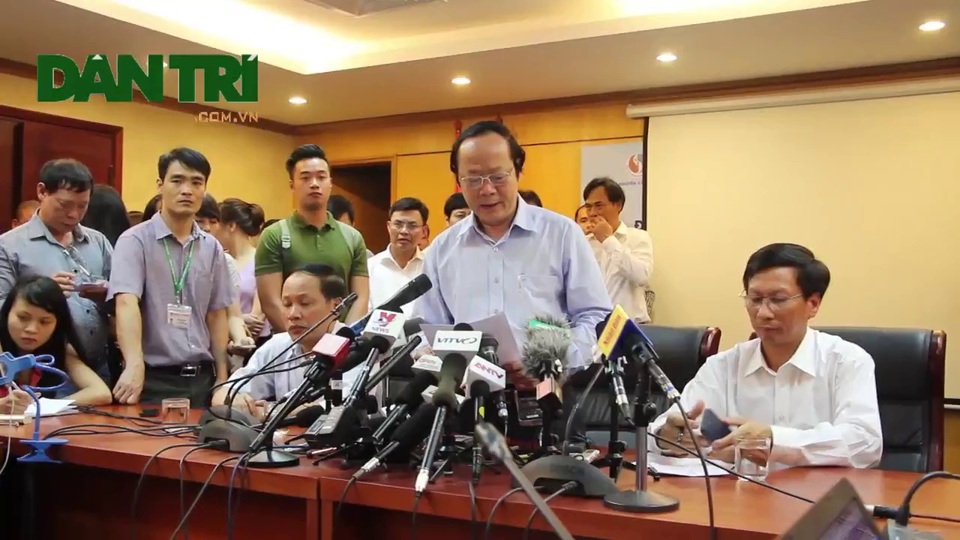 Lập hội đồng thẩm định dự án gây ô nhiễm môi trường nghiêm trọng - 1 Thứ trưởng Bộ Tài nguyên và Môi trường Võ Tuấn Nhân trong buổi họp báo công bố nguyên nhân bước đầu gây ra hiện tượng cá chết hàng loạt ở miền Trung.