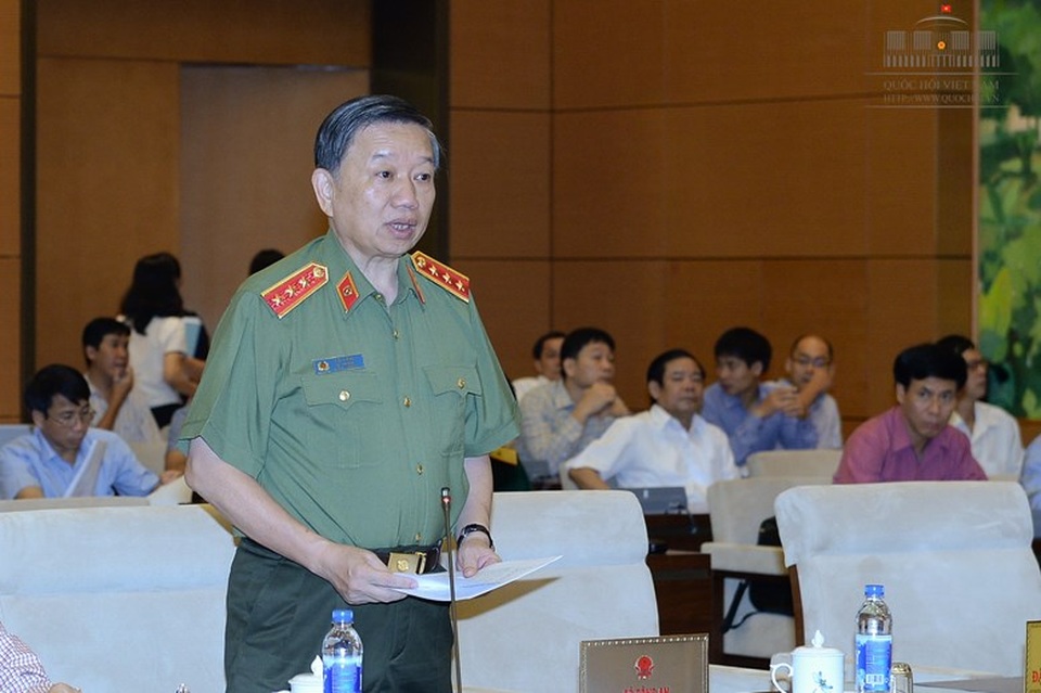 Bộ trưởng Công an chỉ đạo làm rõ vụ “nước mắm asen” - 1 Bộ trưởng Bộ Công an Tô Lâm.