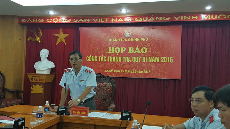 
Phó Tổng Thanh tra Chính phủ Ngô Văn Khánh chủ trì cuộc họp báo thường kỳ sáng 27/10 (Ảnh: Thế Kha)
