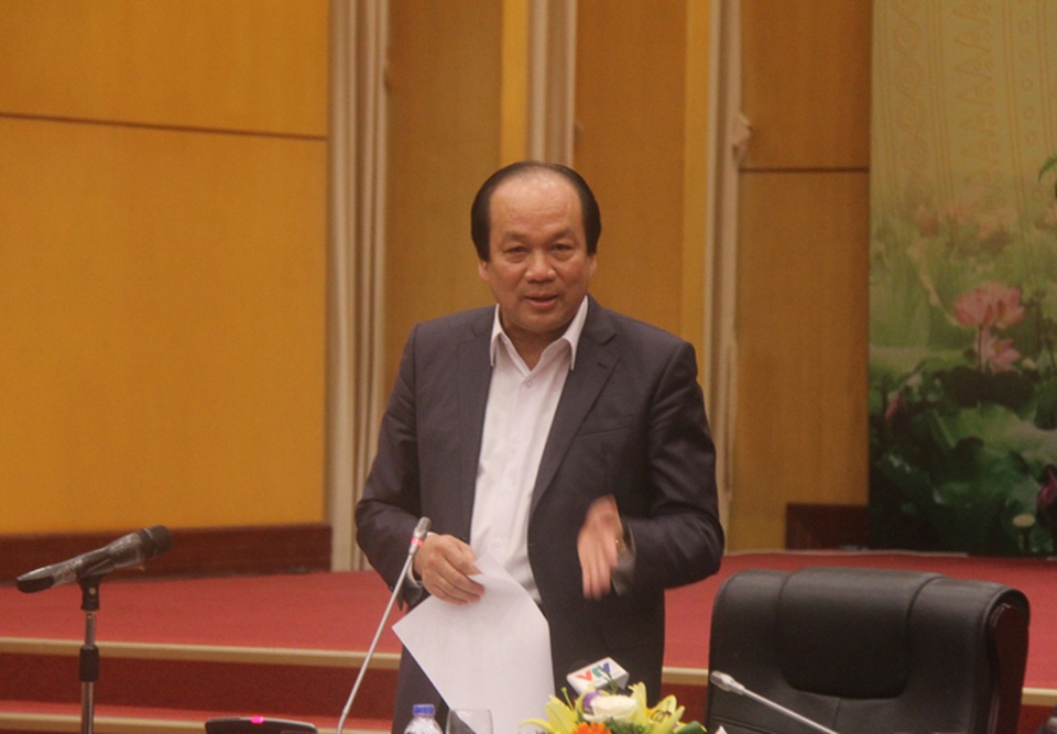 Bộ trưởng, Chủ nhiệm Văn phòng Chính phủ Mai Tiến Dũng phát biểu tại cuộc họp sáng 21/12 (Ảnh: T.K)