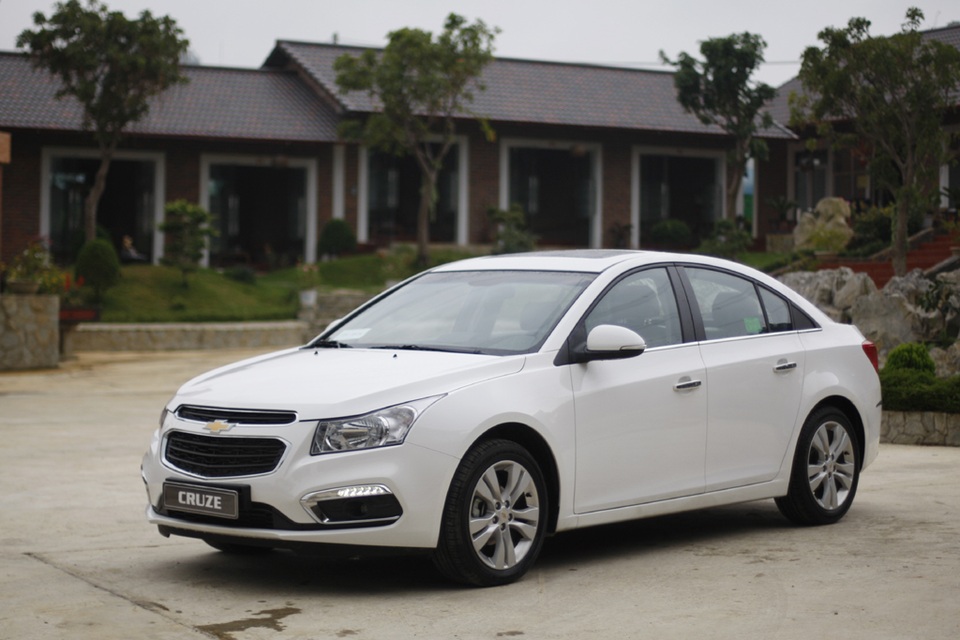 Chevrolet Cruze - Cú hích của GM - 4 Chevrolet Cruze - Cú hích của GM - 4
