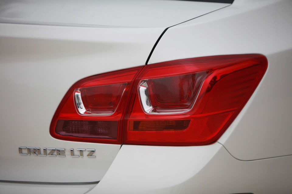 Chevrolet Cruze - Cú hích của GM - 9 Chevrolet Cruze - Cú hích của GM - 9