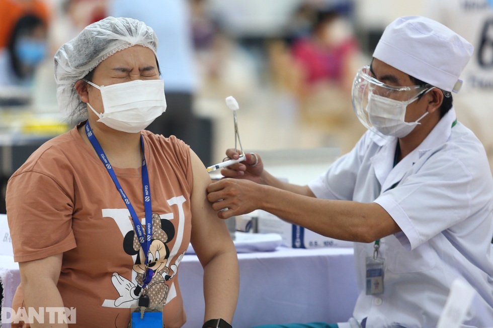 WHO: Việt Nam cần đi trước diễn biến dịch bệnh một bước - 11