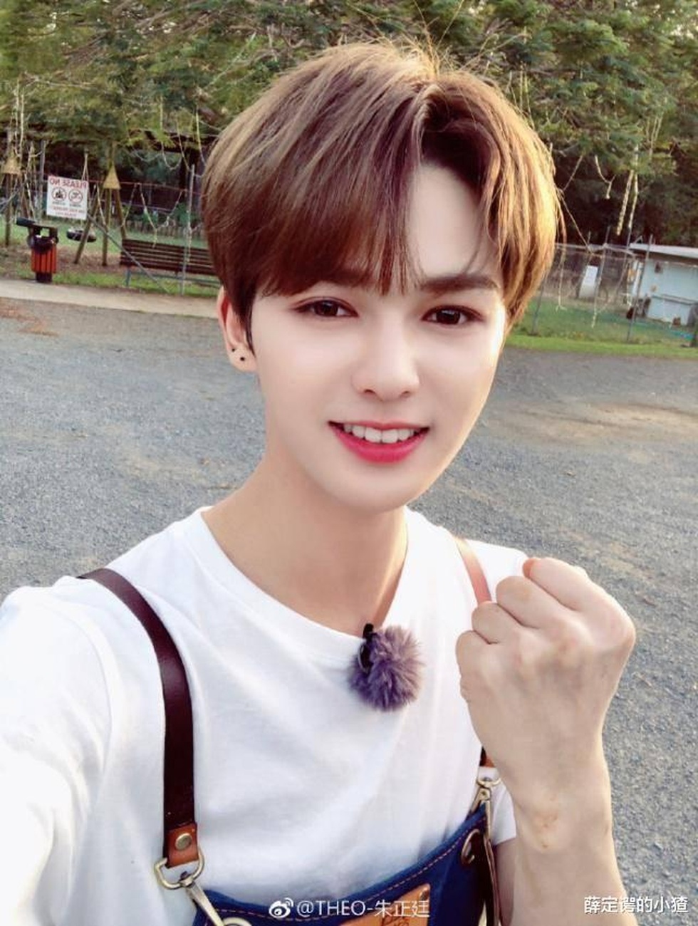 Sao nam mặt hoa da phấn trong showbiz Hoa ngữ sắp sửa bị tuýt còi? - 6 Sao nam mặt hoa da phấn trong showbiz Hoa ngữ sắp sửa bị tuýt còi? - 6