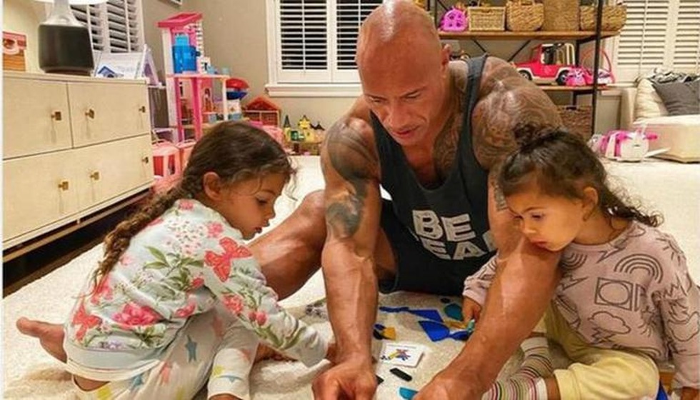 The Rock Dwayne Johnson: A muscular hero who loves, pampers his wife, loves children - 7