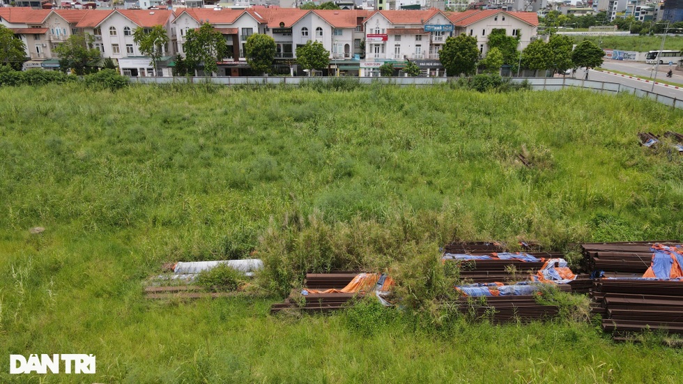 Chuyên gia hiến kế cách ngăn chặn đầu cơ đất đai, găm đất rồi bỏ đó - 5 Chuyên gia hiến kế cách ngăn chặn đầu cơ đất đai, găm đất rồi bỏ đó - 5