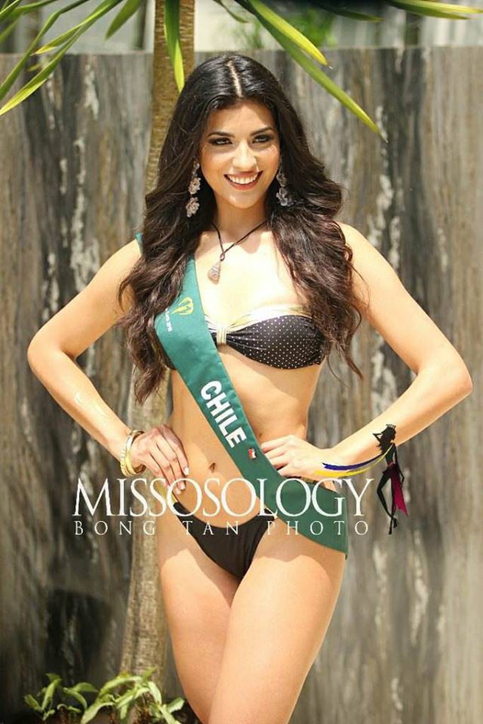 Mãn nhãn với phần trình diễn áo tắm của mỹ nhân Hoa hậu Trái đất 2018 - 17