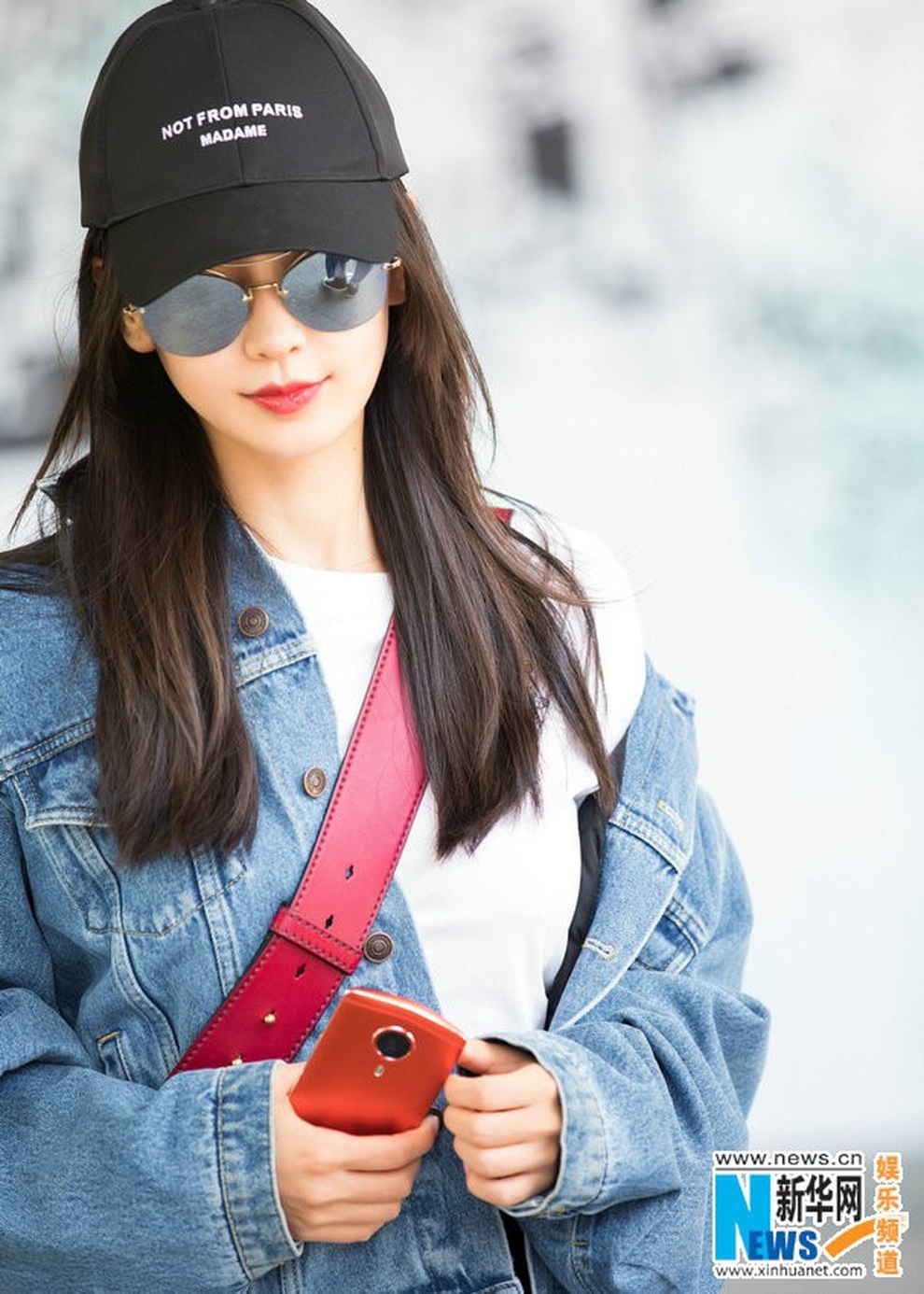 Gu thời trang sân bay cực “chất” của Angelababy - 24