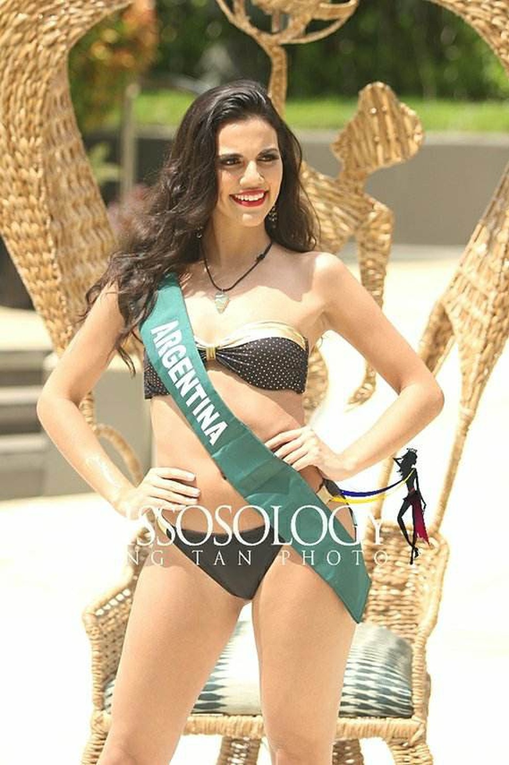 Mãn nhãn với phần trình diễn áo tắm của mỹ nhân Hoa hậu Trái đất 2018 - 3