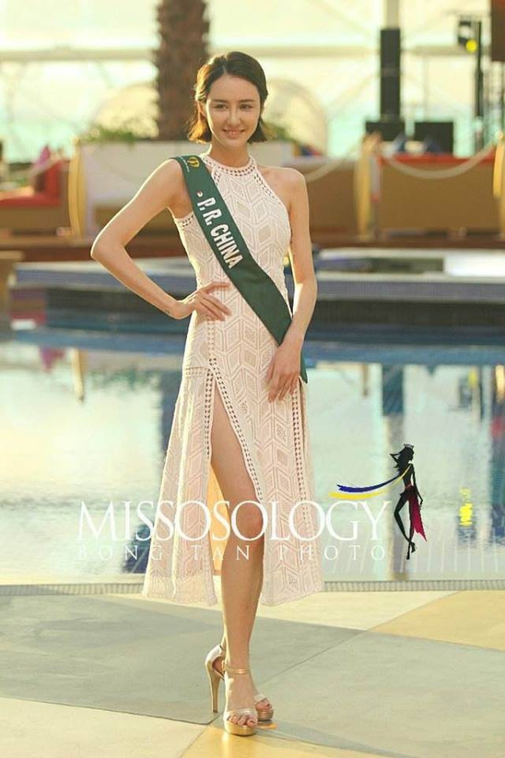 Soi mặt "mộc" của các mỹ nhân Hoa hậu Trái đất 2018 - 50