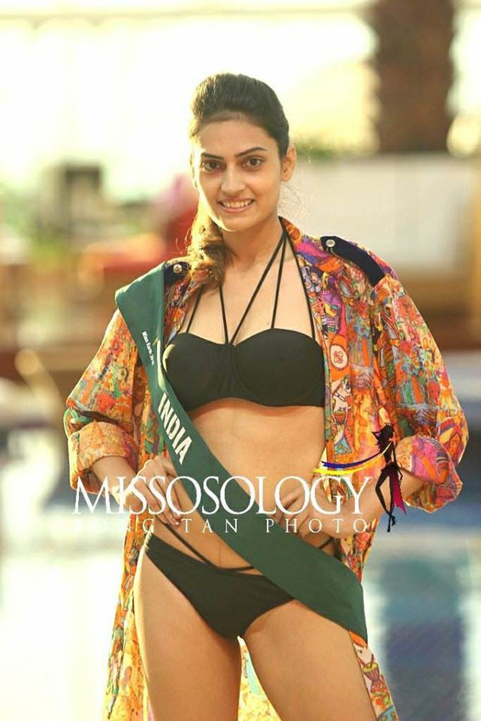 Soi mặt "mộc" của các mỹ nhân Hoa hậu Trái đất 2018 - 55