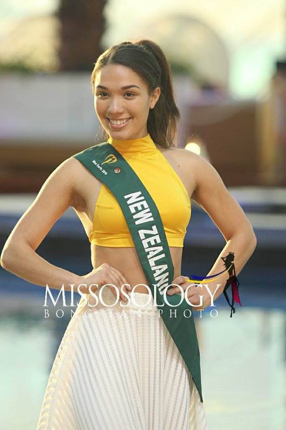 Soi mặt "mộc" của các mỹ nhân Hoa hậu Trái đất 2018 - 38