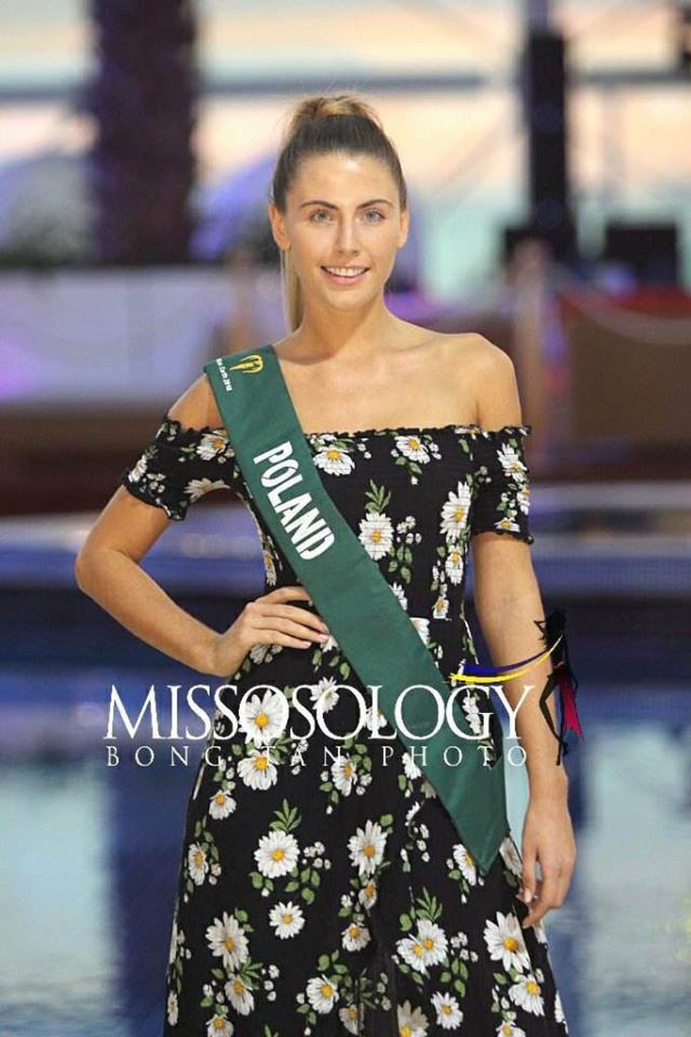 Soi mặt "mộc" của các mỹ nhân Hoa hậu Trái đất 2018 - 5