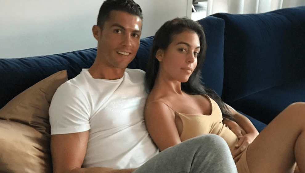 Lật lại tình trường “khét tiếng” của C.Ronaldo giữa cáo buộc cưỡng dâm - 18 Lật lại tình trường “khét tiếng” của C.Ronaldo giữa cáo buộc cưỡng dâm - 18