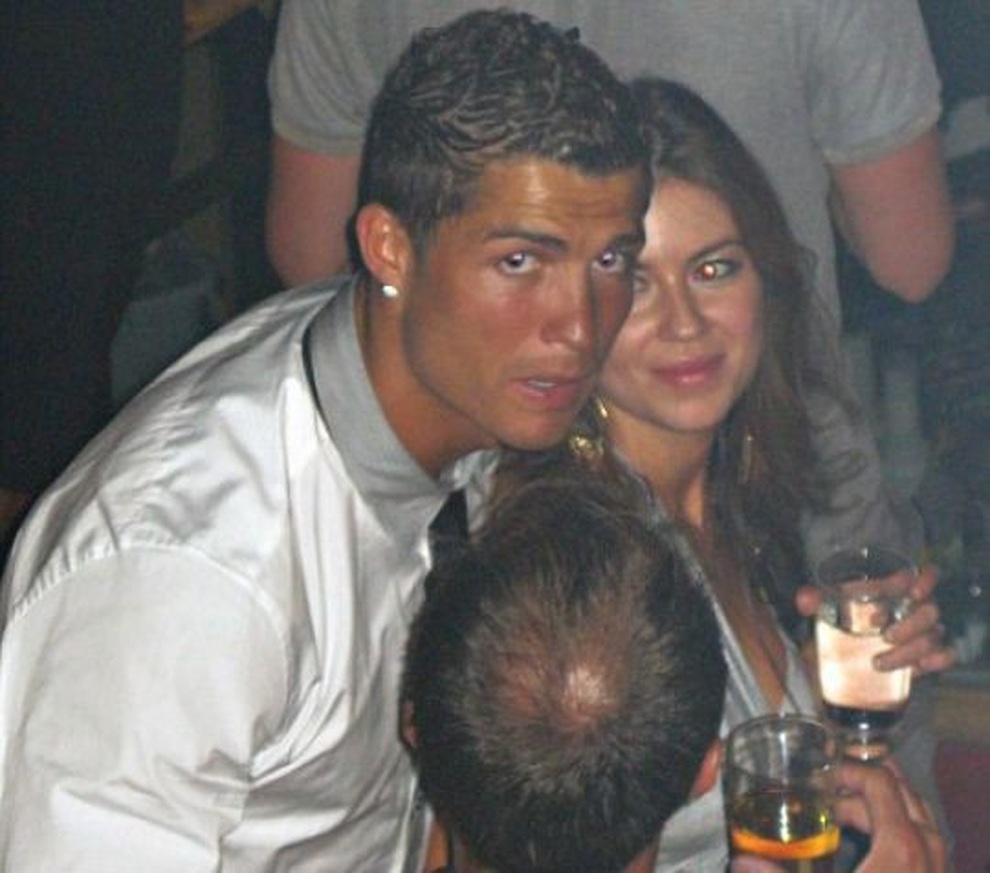 Lật lại tình trường “khét tiếng” của C.Ronaldo giữa cáo buộc cưỡng dâm - 4 Lật lại tình trường “khét tiếng” của C.Ronaldo giữa cáo buộc cưỡng dâm - 4