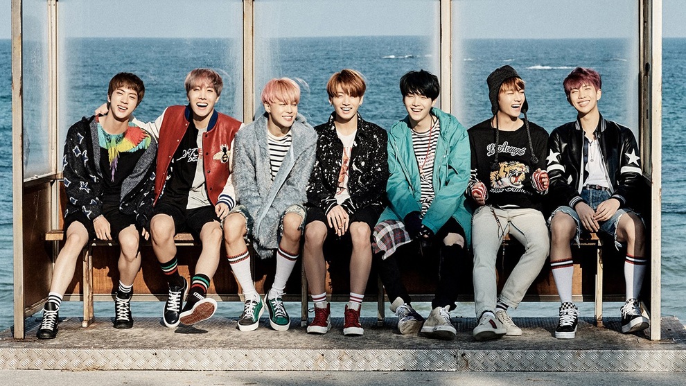 Chân dung những chàng hoàng tử quyền lực chưa từng thấy của K-pop - 10 Chân dung những chàng hoàng tử quyền lực chưa từng thấy của K-pop - 10