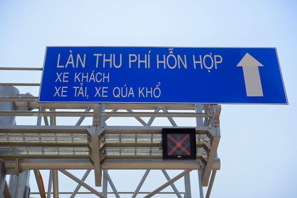 Diện mạo "dải lụa" 4 làn xe nối Hà Nội - Phú Thọ vắt ngang sông Hồng - 24 Diện mạo "dải lụa" 4 làn xe nối Hà Nội - Phú Thọ vắt ngang sông Hồng - 24