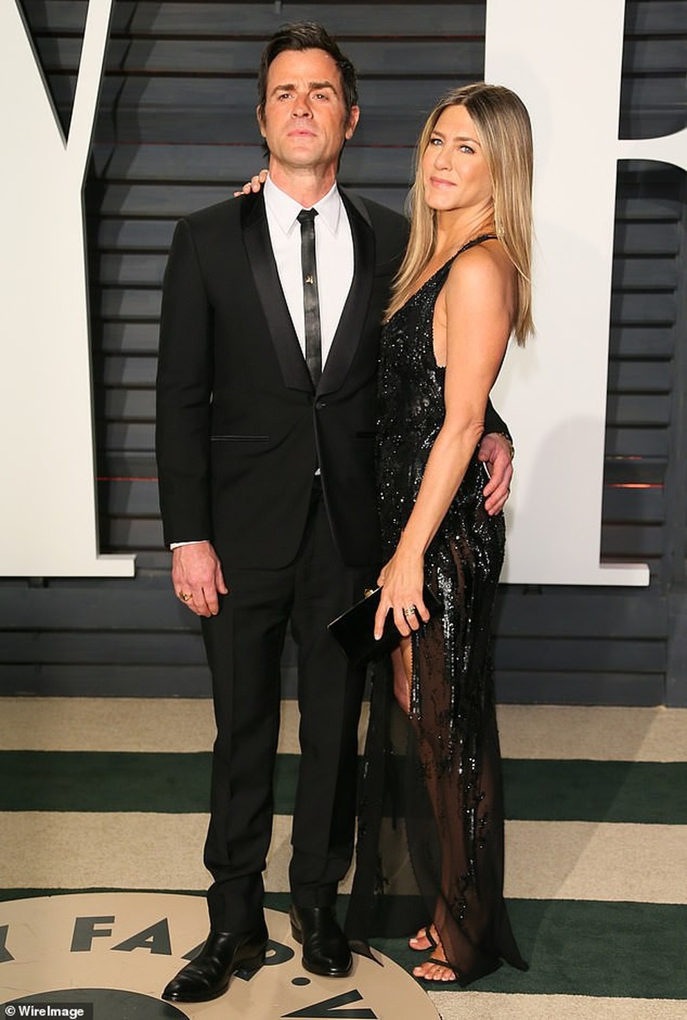 Jennifer Aniston - Người phụ nữ học cách mỉm cười sau những cuộc hôn nhân đổ vỡ - 5 Jennifer Aniston - Người phụ nữ học cách mỉm cười sau những cuộc hôn nhân đổ vỡ - 5