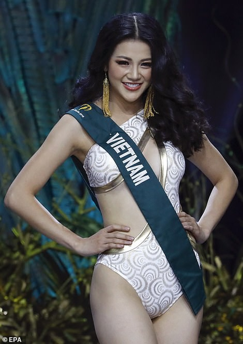 Báo chí quốc tế viết gì về tân Hoa hậu Trái Đất 2018 - Nguyễn Phương Khánh? - 9 Báo chí quốc tế viết gì về tân Hoa hậu Trái Đất 2018 - Nguyễn Phương Khánh? - 9