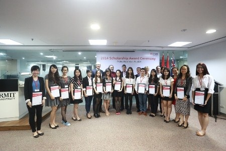 Đại học RMIT Việt Nam trao tặng 16 học bổng đến HS, SV Hà Nội - 1 Học sinh, sinh viên xuất sắc nhận học bổng