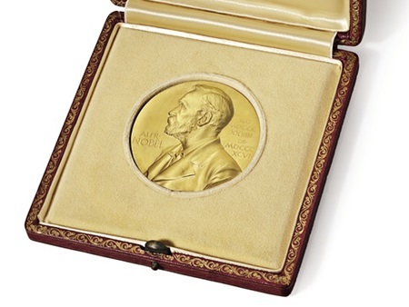 Huy chương Nobel
  cúa James Watson vừa được bán với giá 4.757.000 đô la Mỹ.