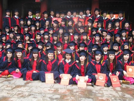 Thu nhập giảng viên cao nhất lên đến hơn 1 tỷ/năm