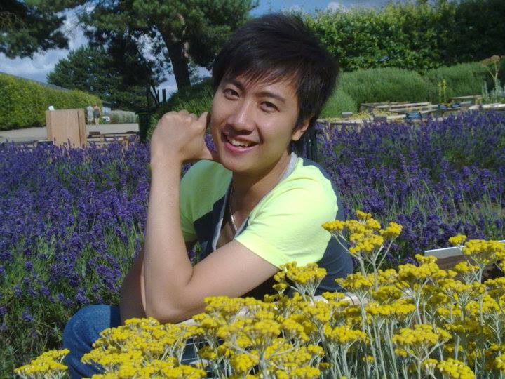 Những thầy giáo đẹp trai lãng tử làm “đứng tim” nhiều nữ sinh - 16 Nhật
Hồng