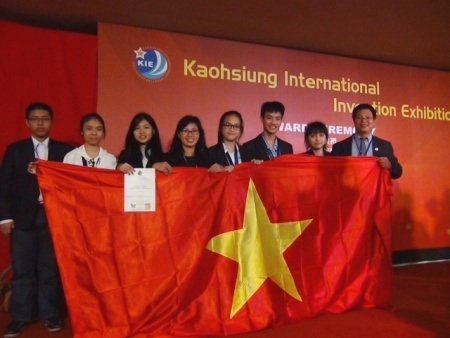 Việt Nam xuất sắc đoạt Huy chương vàng quốc tế về Sáng tạo Khoa học kỹ thuật