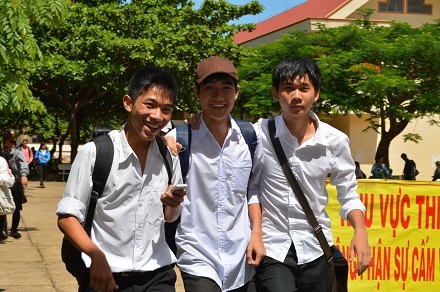 Mọi thắc mắc về tuyển sinh 2015, độc giả gửi câu hỏi về hộp thư: